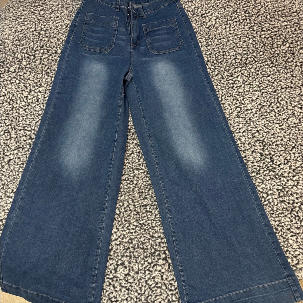 Wide-Leg Blue Jeans